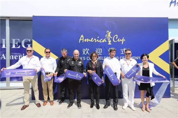 百年美洲杯颁奖仪式 (百年美洲杯冠军奖杯曝光)