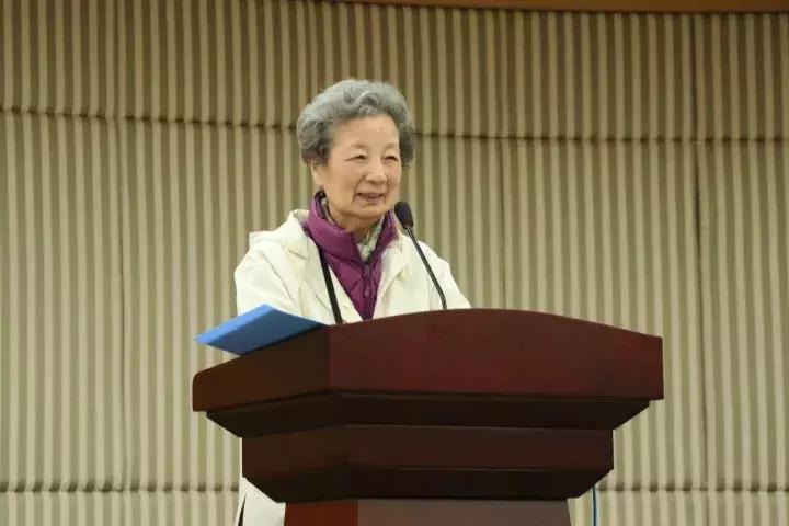 重返母校80后的回忆,重返六十年前的母校