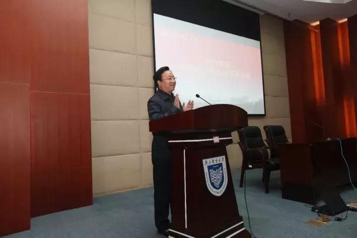 重返母校80后的回忆,重返六十年前的母校