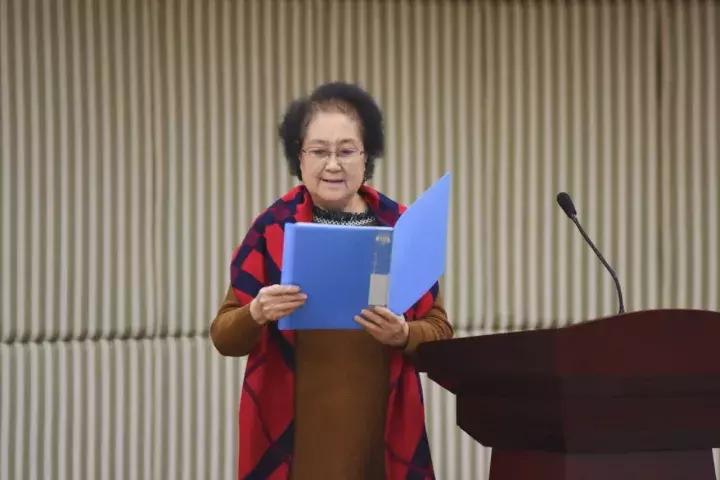 重返母校80后的回忆,重返六十年前的母校