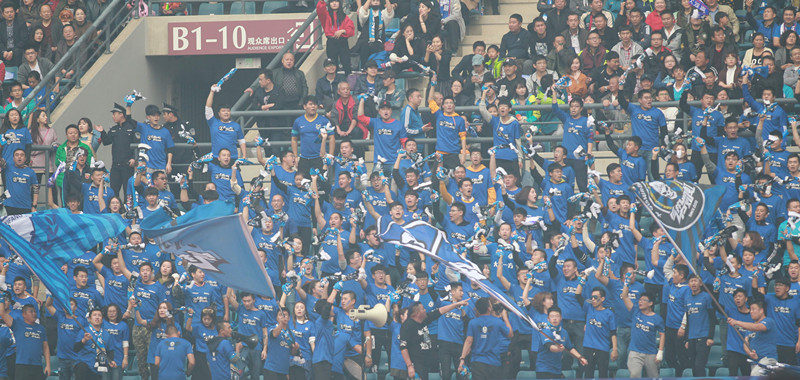 大连一方夺冠庆典,大连一方中甲冠军颁奖照片