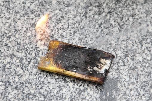 30款移动电源测评:推荐购买索尼、三星和小米