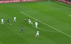 内马尔给姆巴佩的三个单刀,巴黎圣日耳曼有人给内马尔传球吗