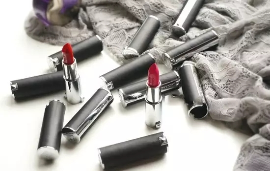 纪梵希小羊皮306和阿玛尼405对比,纪梵希小羊皮306测评