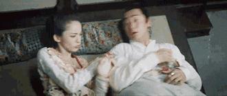 他有人鱼线和八块肌，却说：我不想露给你们看！