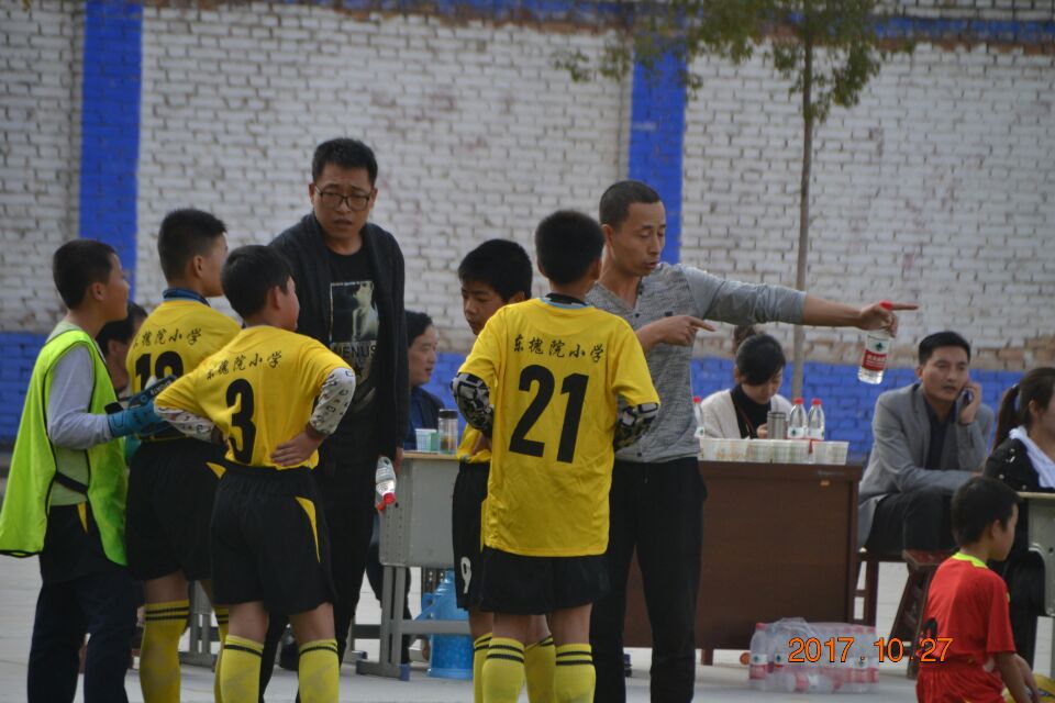 蒲城县学校足球比赛,蒲城县足球比赛永兴中心小学