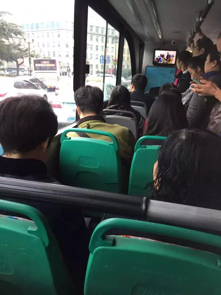 大连16路公交视频,大连16路公交车报站