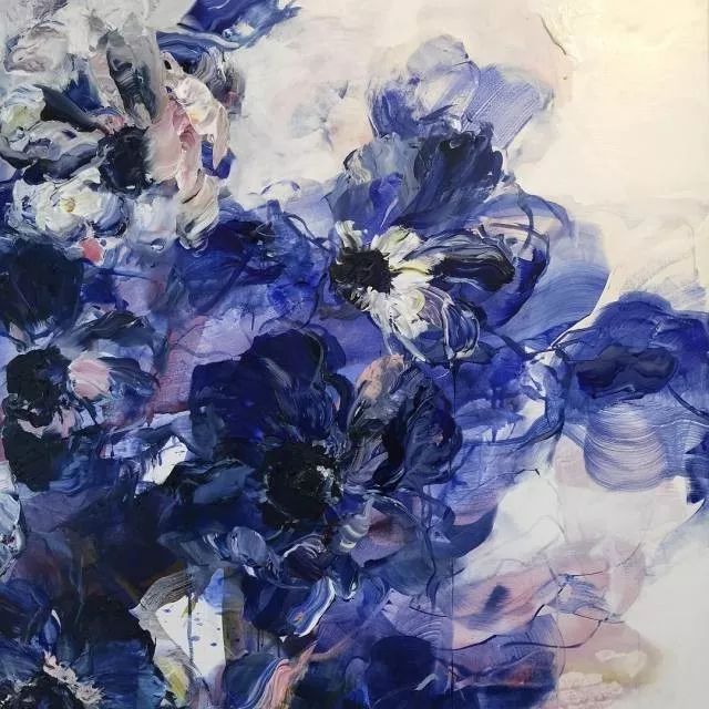 绝不瑟缩于人生的安全角落，只做自由炽烈的花朵