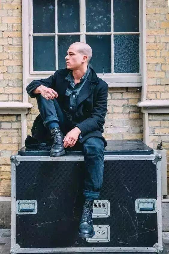 什么样子的马丁靴好看,你知道马丁靴吗