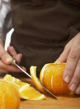 夜晚咳嗽很严重吃橙子,咳嗽吃橙子橘子怎样自救