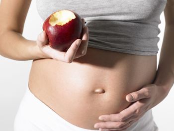 美宝之星：如何避免在孕期，准妈妈胃出血！