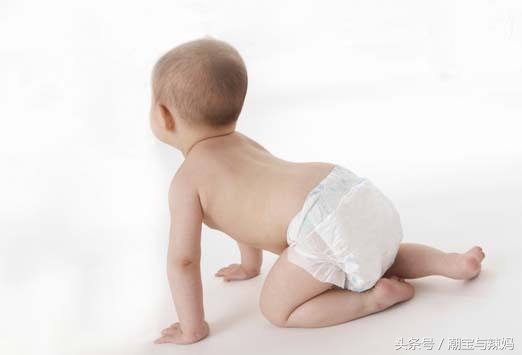 婴儿罗圈腿应如何改正,宝宝罗圈腿怎么造成的