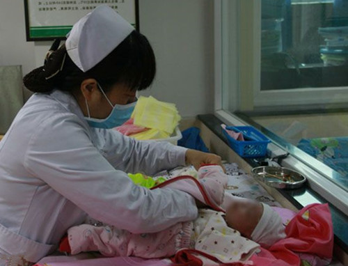 神经纤维瘤做哪些检查能确定,10个月的宝宝确诊神经纤维瘤