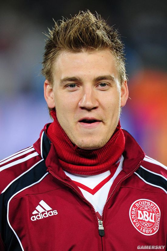 足坛帅哥排行足坛十大公认帅哥,足坛十大新星帅哥