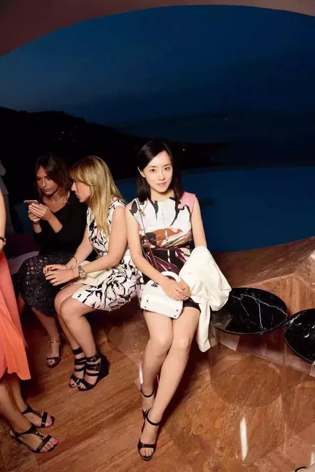 石榴婆开店时代,石榴婆的小卖部