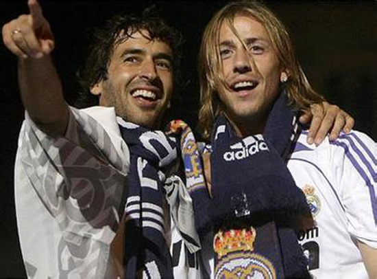 面如重枣目若朗星酷似关云长模样,面如冠玉目若朗星张卫健