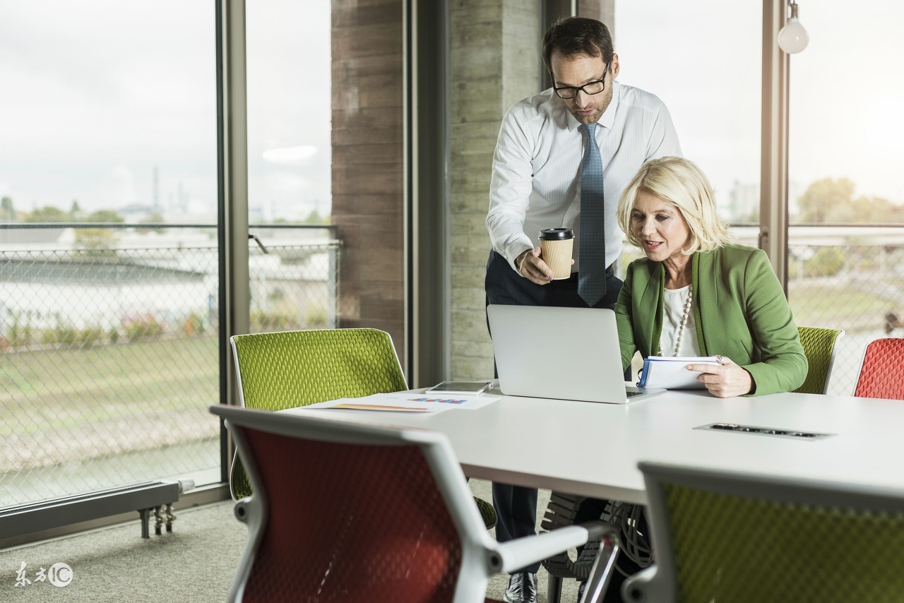 高层的决议最终他背了黑锅办公室政治你不得不懂