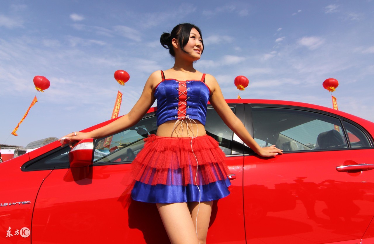 前女友开车撞了我车子,前女友追尾我车