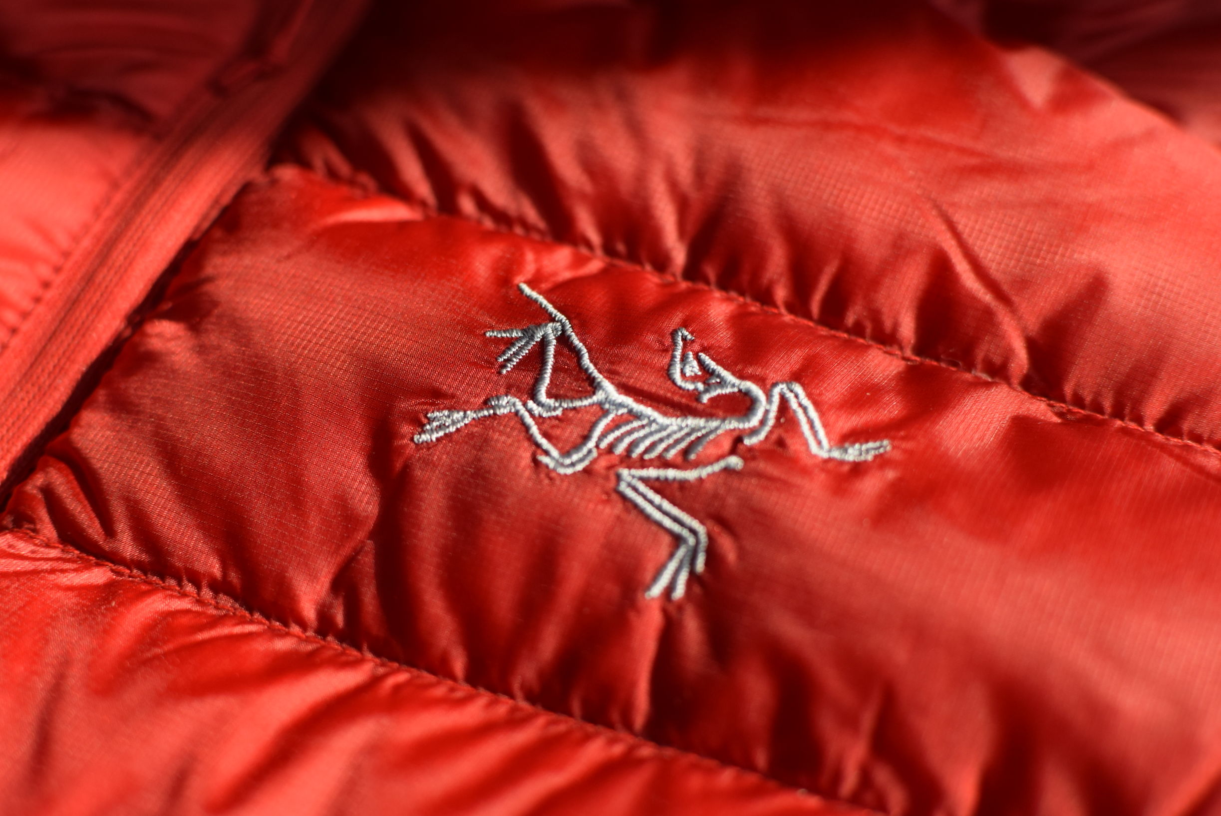 冲锋衣防水和透气指数怎么选,买的冲锋衣不防水怎么办