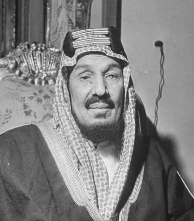 这个亚洲国王娶三百多妻子生43个儿子，六年将一穷国变成世界巨富