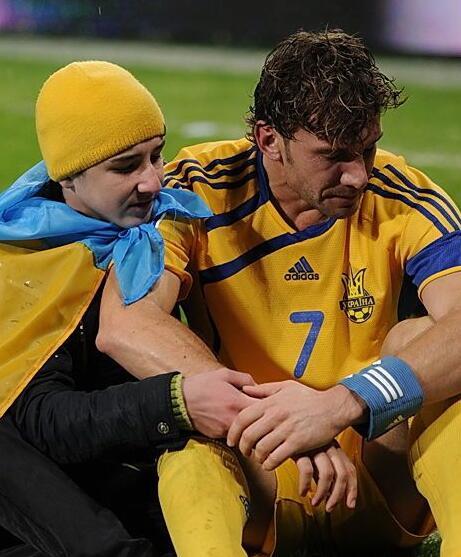 足球精神感动瞬间,足球告别赛感动瞬间