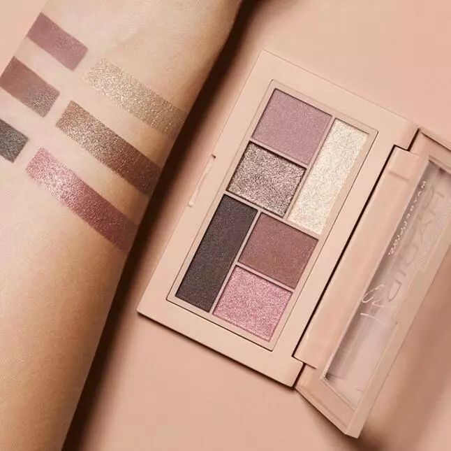 mac圣诞限定口红深唇试色,mac圣诞限定口红无滤镜试色