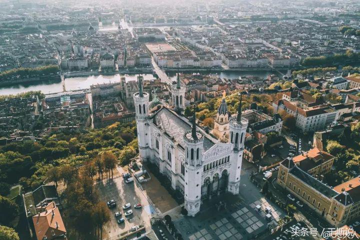 航拍全程视频,航拍一个全方位多角度的视频