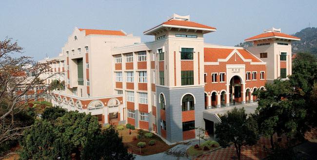 中国最大的大学图书馆图片大全,中国高校单体面积最大的图书馆