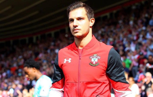 昨晚看了那么多鬼，今让全英超最帅的男模帮你洗洗眼（内有彩蛋）