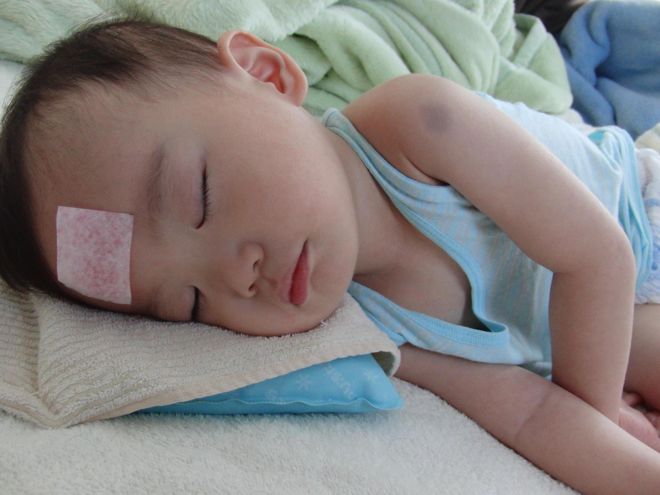 小孩子误吞阿司匹林泡腾片,小孩误吃阿司匹林有什么后果