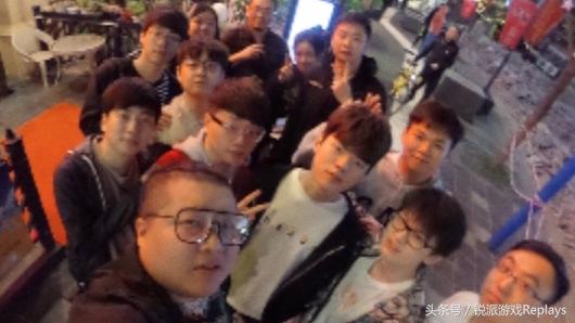 “妹驼”组合再聚首时隔一年感情仍然