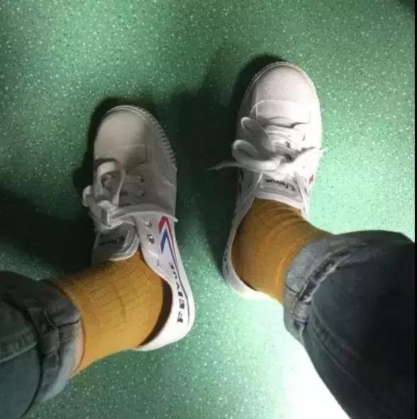 好看的国货小白鞋夏天推荐,好看又舒服的小白鞋秒杀