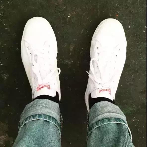 好看的国货小白鞋夏天推荐,好看又舒服的小白鞋秒杀