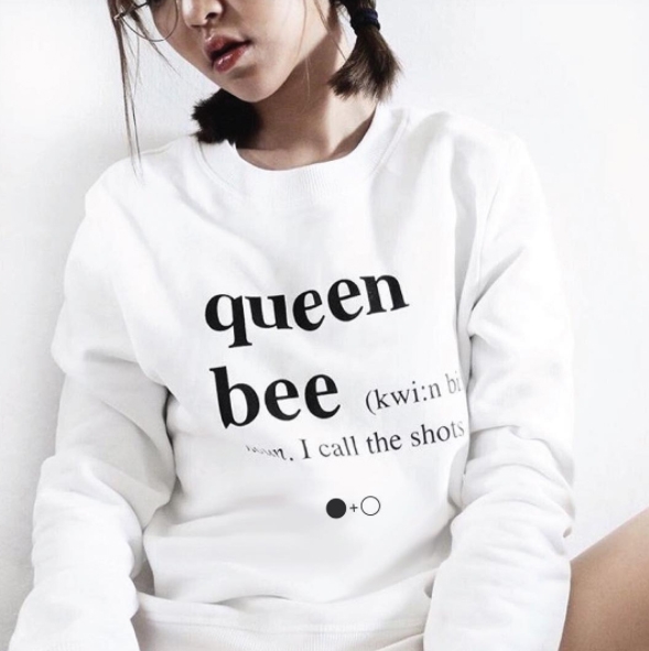 幽默又百搭！IG潮人都爱的ABlackandWhiteStory标语T恤