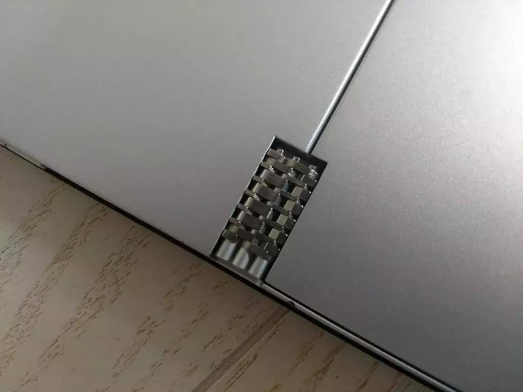 miix5内存扩展,miix520二合一平板电脑