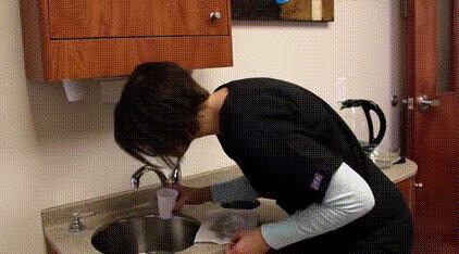 哪种牙膏去烟渍美白牙齿最有效,教你牙齿美白小窍门视频