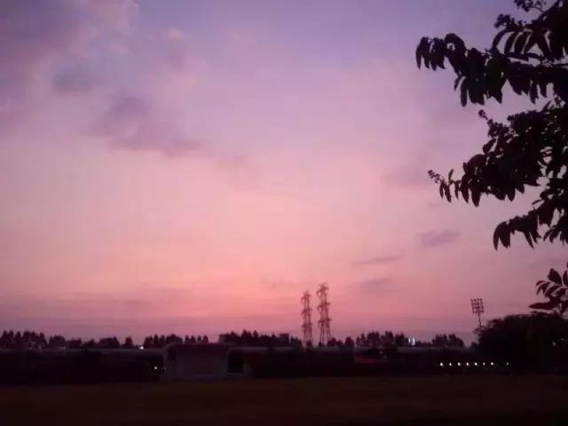 浜旀湀鍏棩濡傜害鑰岃嚦,浜旀湀鍏湀璇楁剰