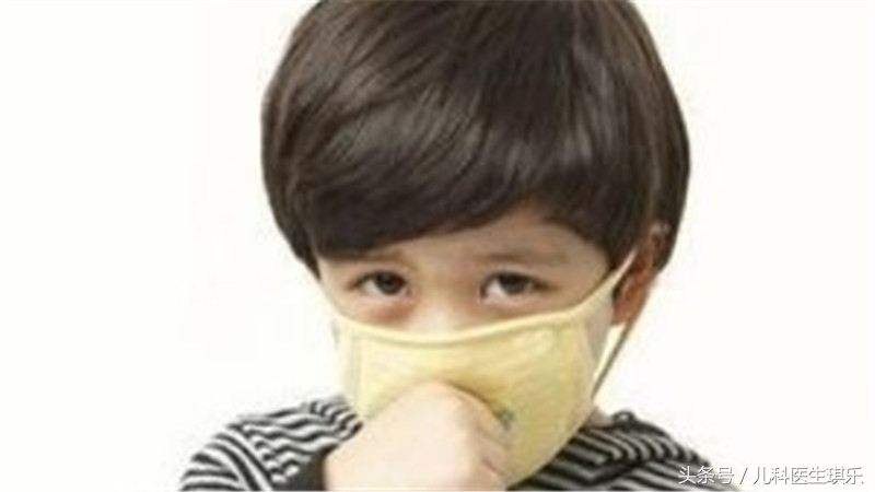 老是咳嗽还有痰是什么原因造成的,咳嗽有绿痰是什么原因要用什么药