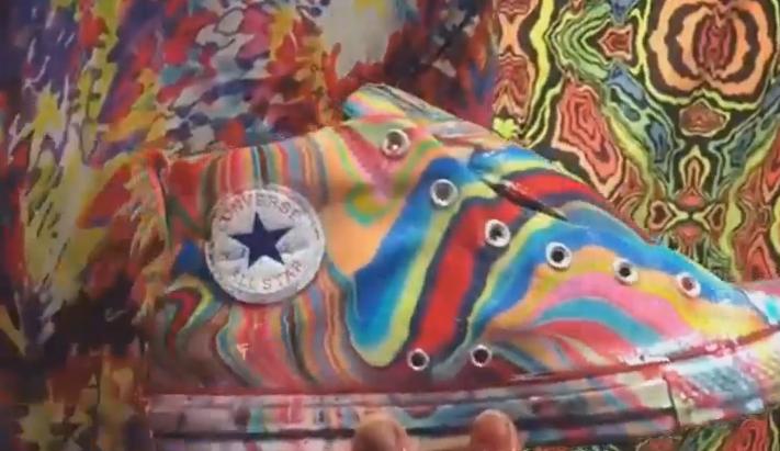 帆布鞋子染色了怎么恢复原状,帆布鞋被84染色了怎么变回来