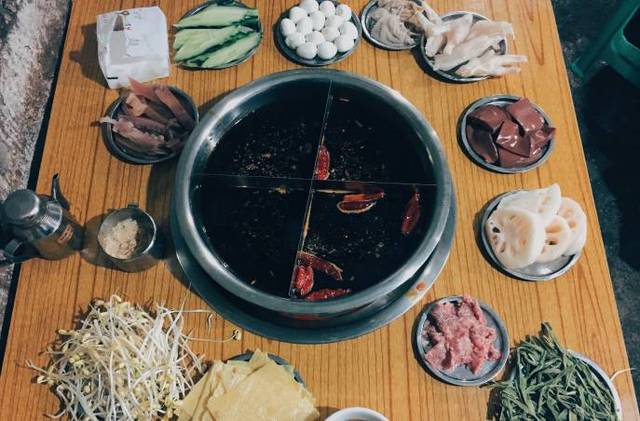 重庆最地道的火锅有哪一家,重庆必吃的10家火锅