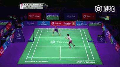 羽毛球如何应对恶心的吊球单打,羽毛球吊球连贯步法