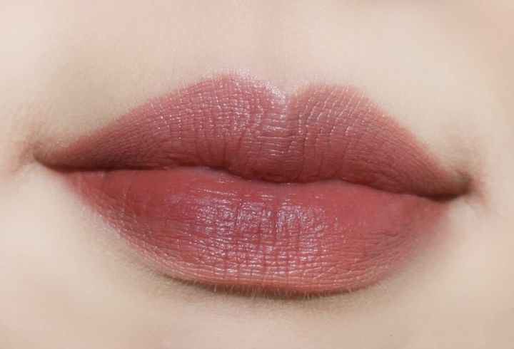 秋冬最显白的9支口红,兰蔻黄皮显白口红秋冬