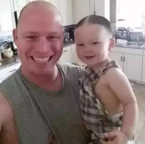 有一种时尚叫爸的审美,老爸的奇葩审美