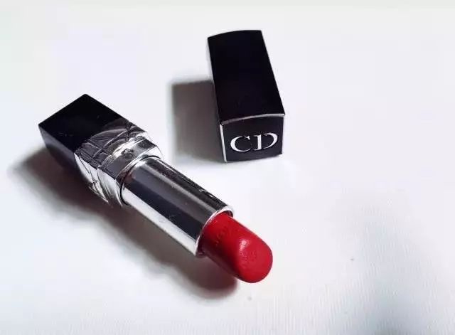 这大概是史上最全口红种草了！不Allin也能有全世界最美的色号！