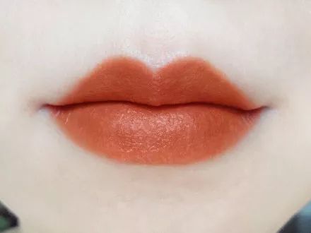 这大概是史上最全口红种草了！不Allin也能有全世界最美的色号！