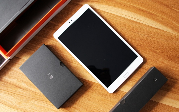 台电平板电脑玩穿越火线,2.5k屏幕平板