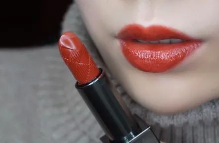 这大概是史上最全口红种草了！不Allin也能有全世界最美的色号！