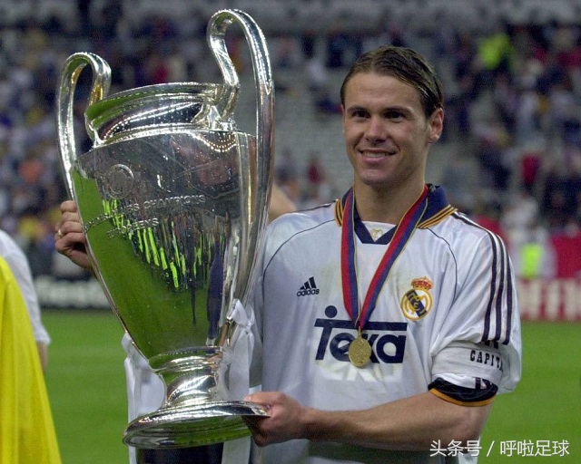 卡洛斯和哈维谁厉害,卡洛斯哈维罗纳尔多