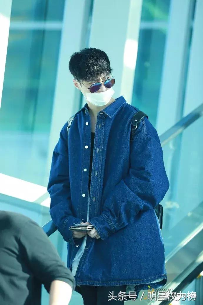 机场*服私**秀！李易峰王源白敬亭刘昊然谁才是引领潮流的时尚Icon？