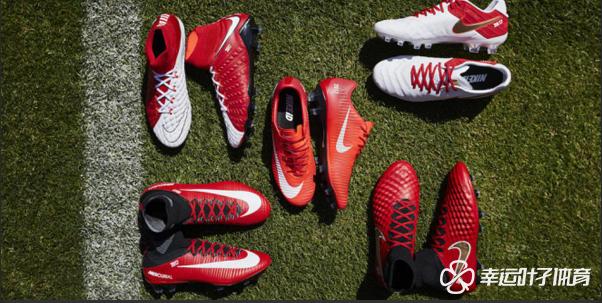 踢足球穿一双袜还是两双袜好,踢足球一双鞋够吗